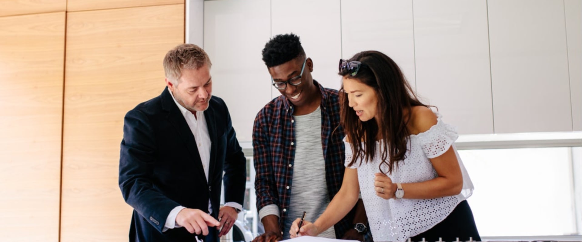 Negotiating Offers with an Agent or Broker